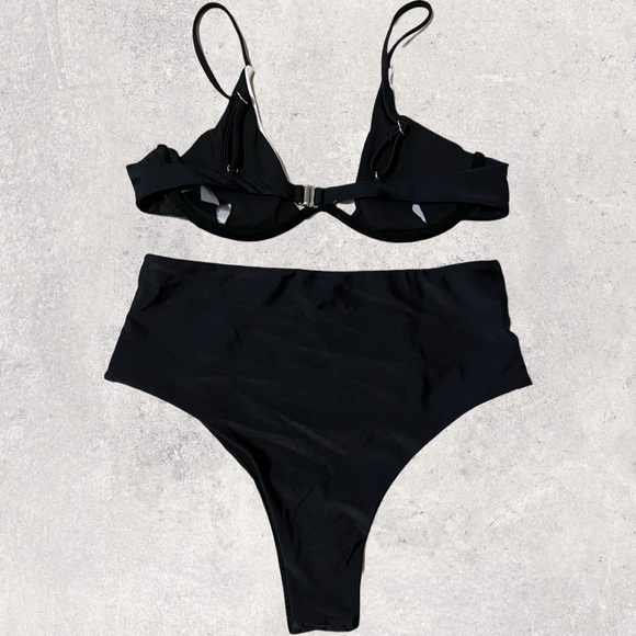Shein 2 piece underwire bikini - LRG - Picture 2 of 4